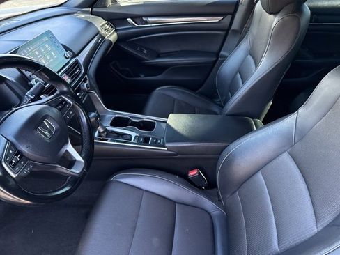 Used 2021 Honda Accord Sport image 12