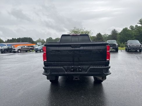 Used 2025 Chevrolet Silverado 2500 LTZ w/ Trail Boss Package AWD/4WD image 5