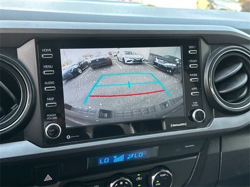 Used 2021 Toyota Tacoma TRD Sport w/ Technology Package image 26