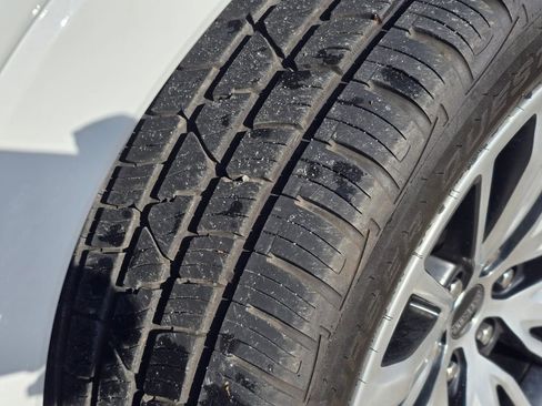 Used 2024 Jeep Grand Wagoneer L Series III image 56