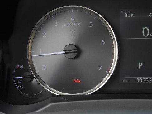 Used 2022 Lexus IS 300 RWD image 81