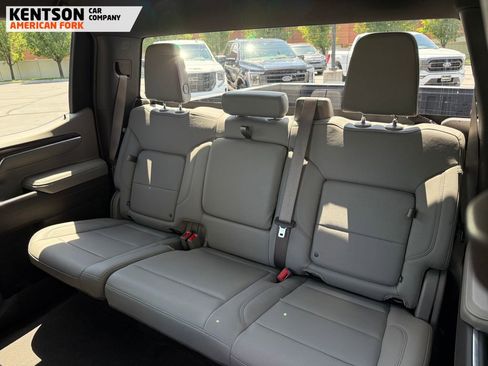 Used 2024 GMC Sierra 1500 SLT image 29