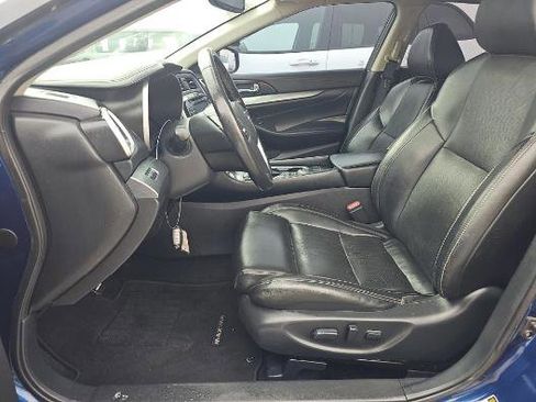 Used 2018 Nissan Maxima 3.5 SV image 4
