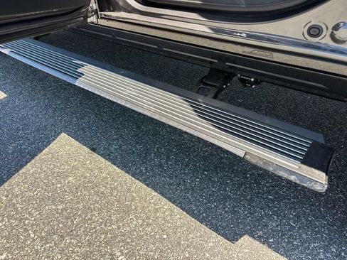 New 2026 Jeep Grand Wagoneer Limited AWD/4WD image 9