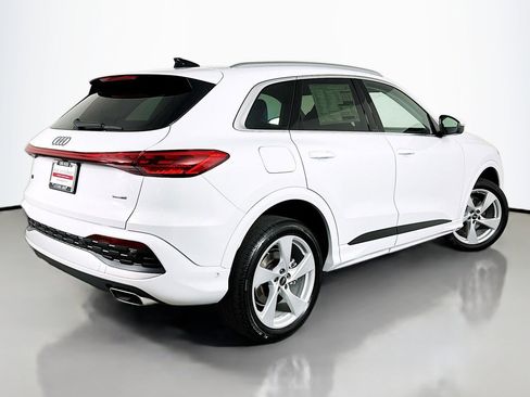 New 2025 Audi Q5 Premium Plus image 13