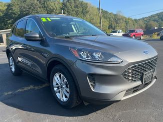Used 2021 Ford Escape SE w/ Convenience Package image 1