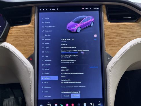 Used 2019 Tesla Model X Long Range image 28