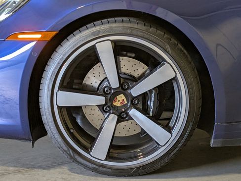 Certified 2024 Porsche 911 Targa 4S image 18