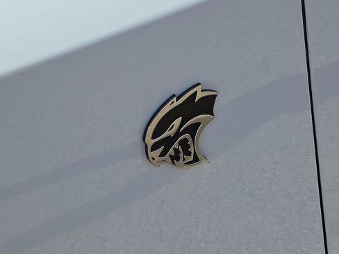 Used 2017 Dodge Challenger SRT Hellcat image 12