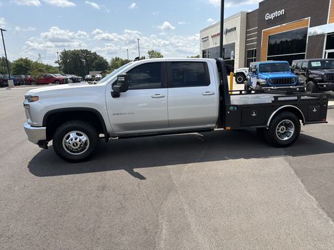 Used 2022 Chevrolet Silverado 3500 LT w/ Convenience Package AWD/4WD image 19
