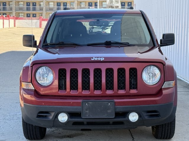 Used 2015 Jeep Patriot High Altitude FWD image 7