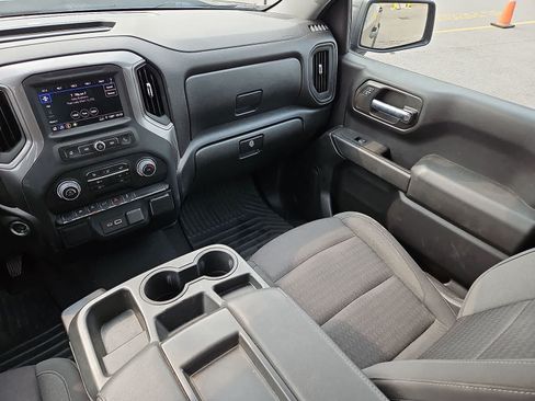 Used 2022 Chevrolet Silverado 1500 Custom AWD/4WD image 12