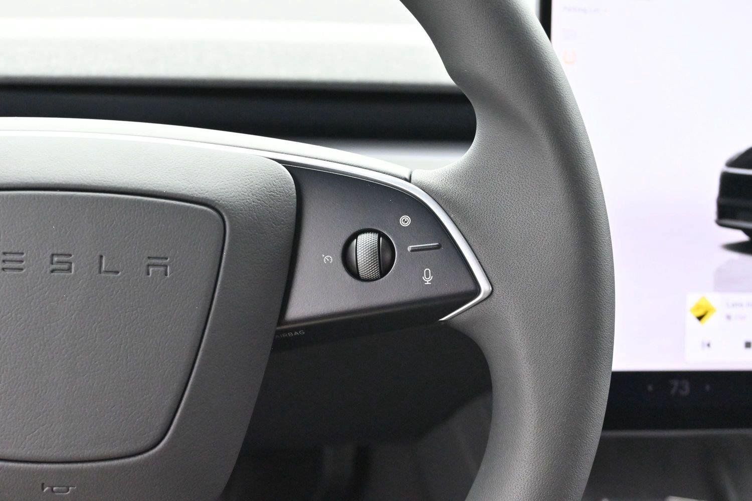 Used 2026 Tesla Model Y 2WD image 16