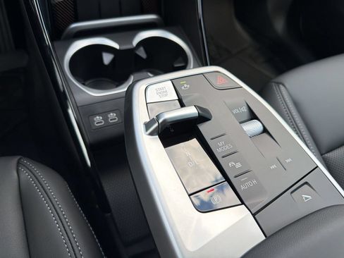 New 2026 BMW X1 xDrive28i AWD/4WD image 17