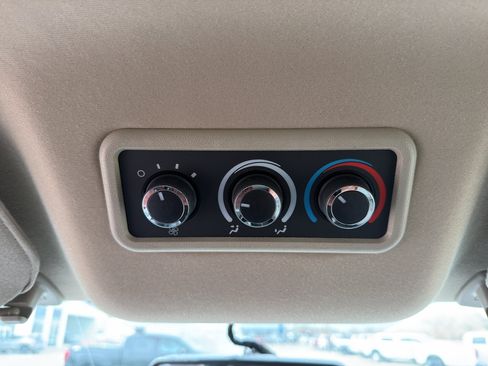 New 2025 GMC Savana 3500 LS RWD image 19
