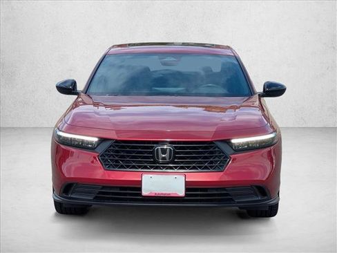 Used 2023 Honda Accord Sport image 2