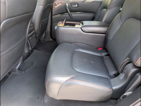 Used 2020 Nissan Armada SL w/ Premium Package RWD image 12