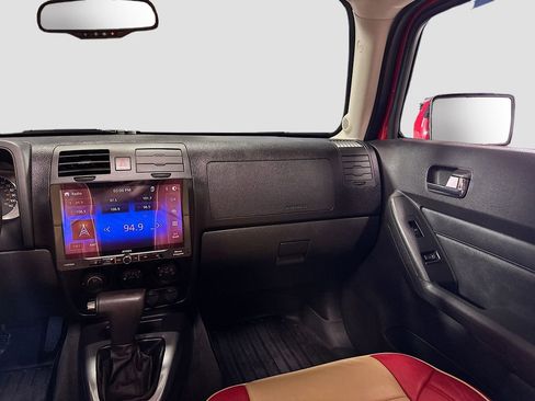 Used 2009 HUMMER H3T Alpha image 24