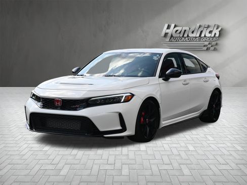Used 2023 Honda Civic Type R image 5