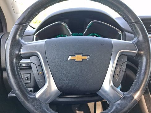 Used 2016 Chevrolet Traverse LT FWD image 37