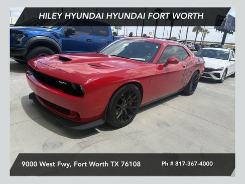 Used 2015 Dodge Challenger SRT Hellcat RWD image 1