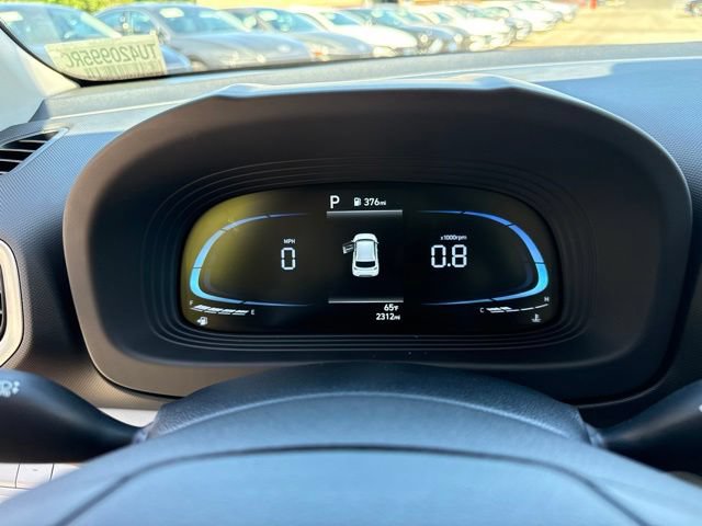 Used 2026 Hyundai Venue SEL FWD image 14