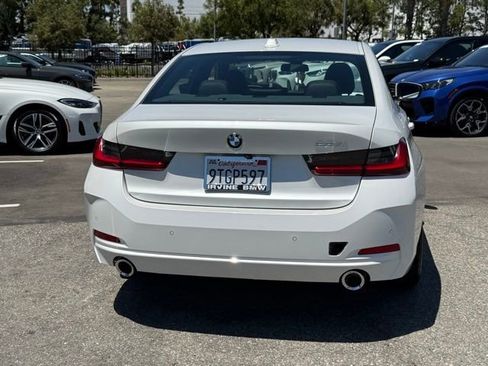 Used 2025 BMW 330i Sedan w/ Convenience Package RWD image 9