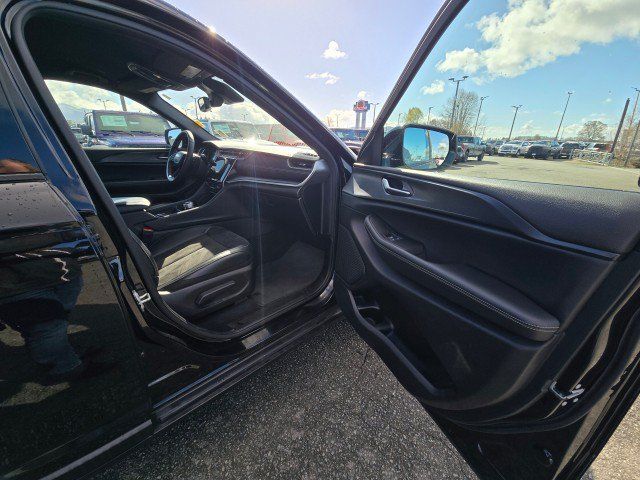 Used 2024 Jeep Grand Cherokee L Altitude AWD/4WD image 11
