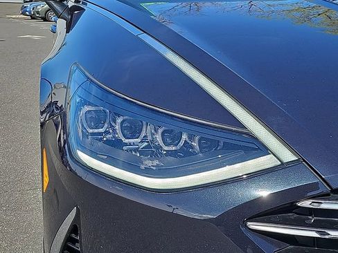 Used 2023 Hyundai Sonata Limited FWD image 9