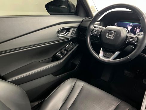 Used 2025 Honda Accord Touring image 12