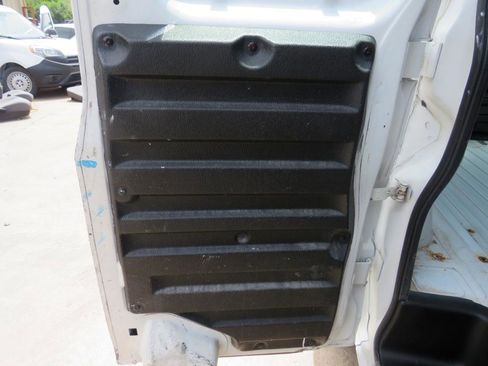 Used 2008 Chevrolet Express 1500 RWD image 18