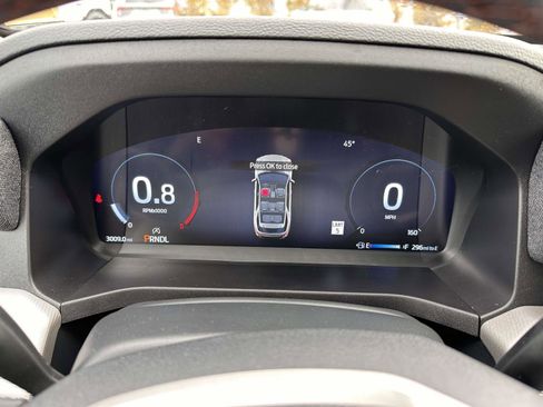 Used 2025 Ford Explorer Active image 20