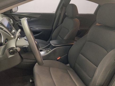 Used 2019 Chevrolet Malibu LS FWD image 17