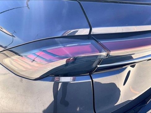 Used 2024 Lincoln Nautilus Reserve w/ Equipment Group 202A image 36