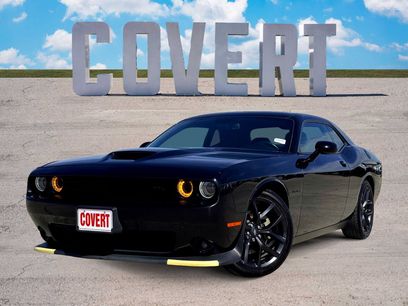 Used 2022 Dodge Challenger R/T w/ Blacktop Package