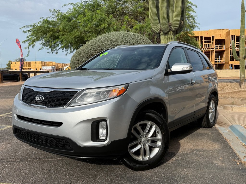 Used 2014 Kia Sorento LX FWD image 1