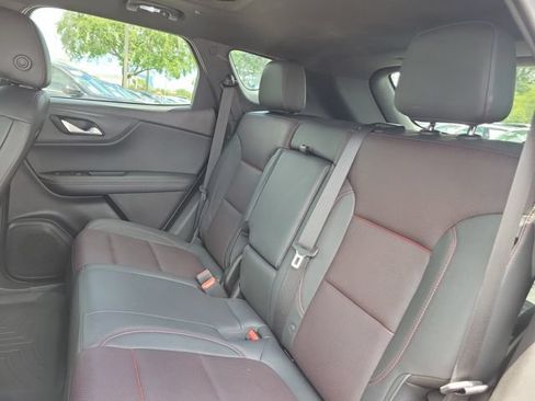 Used 2022 Chevrolet Blazer RS w/ Enhanced Convenience Package FWD image 12