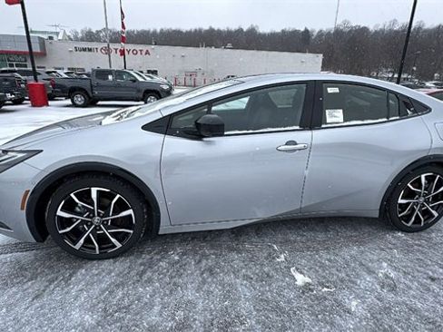 New 2026 Toyota Prius Plug-In Hybrid image 2