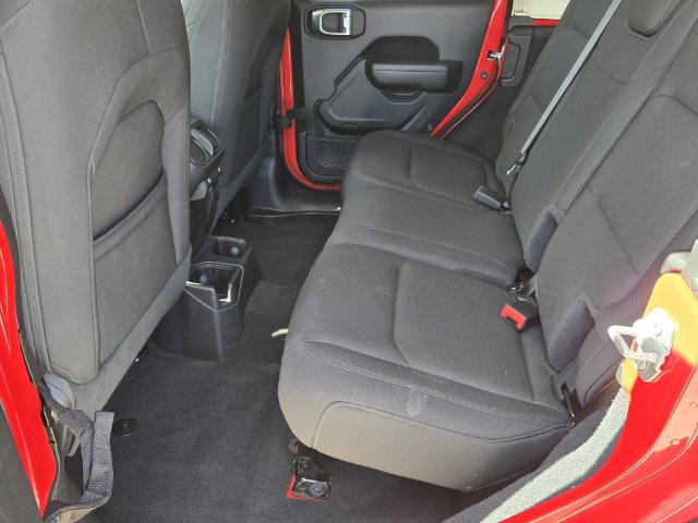 Used 2023 Jeep Wrangler Unlimited Sport AWD/4WD image 11