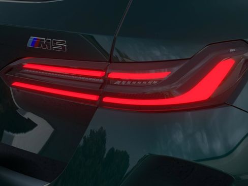 New 2026 BMW M5 Touring image 8