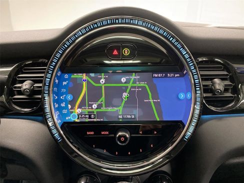 Certified 2024 MINI Cooper SE image 24