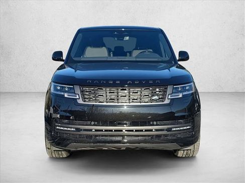 New 2026 Land Rover Range Rover Long Wheelbase SE image 2