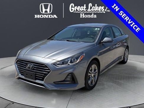 Used 2018 Hyundai Sonata SEL w/ Tech Package 02 FWD image 2