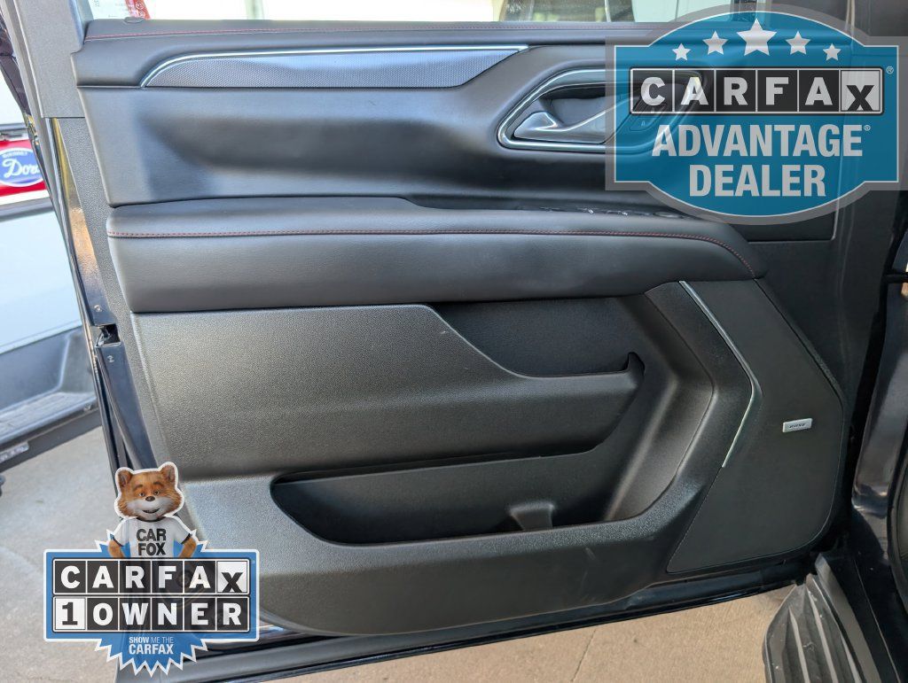 Used 2024 Chevrolet Tahoe RST w/ Luxury Package AWD/4WD image 18