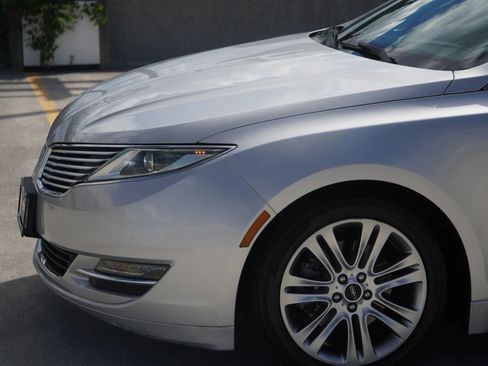 Used 2014 Lincoln MKZ Sedan 4D w/ Equipment Group 102A Reserve image 38