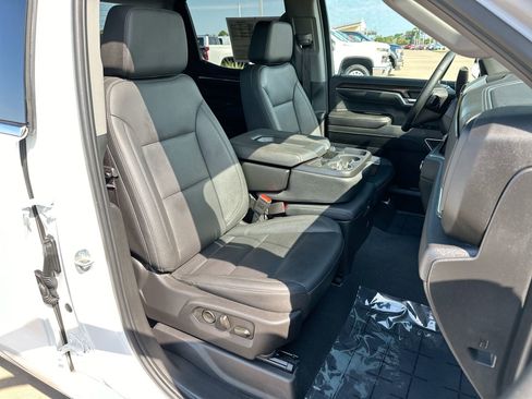 Used 2024 GMC Sierra 1500 SLT image 24