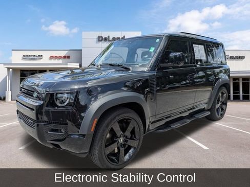 Used 2023 Land Rover Defender 110 X-Dynamic SE AWD/4WD image 8