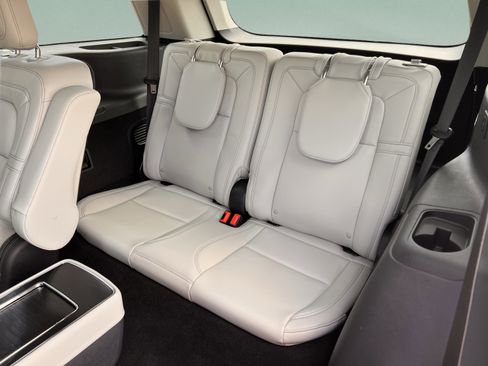 New 2025 Lincoln Aviator Reserve w/ Equipment Group 201A AWD/4WD image 25
