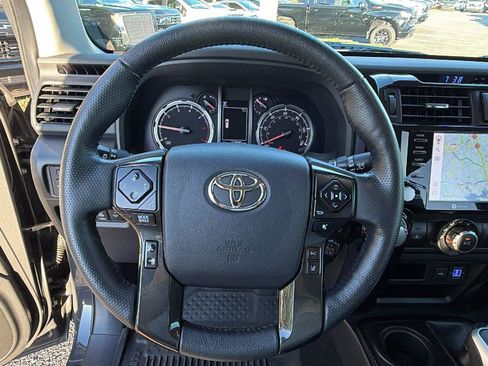 Used 2024 Toyota 4Runner TRD Off-Road Premium AWD/4WD image 26