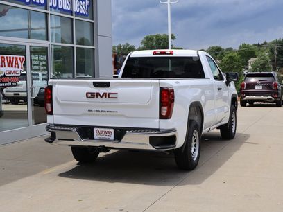 New 2025 GMC Sierra 1500 Pro w/ Pro Value Package
